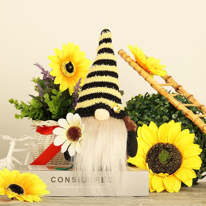 Faceless Rudolf Honey Bee Doll: Christmas, Easter, Summer, and Mother s Day Decoration