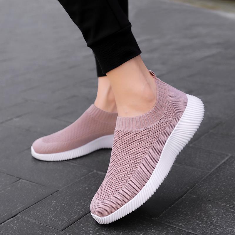 Light Breathable Women's Flats Knitted Mesh Running Sports Shoes Slip-on Walking Loafers Mother Shoes