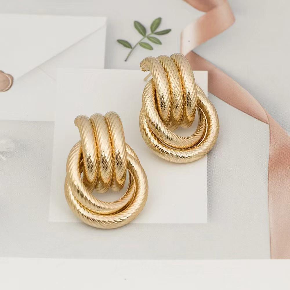Exaggerated geometric twist earrings Multi-layer high-end retro earrings