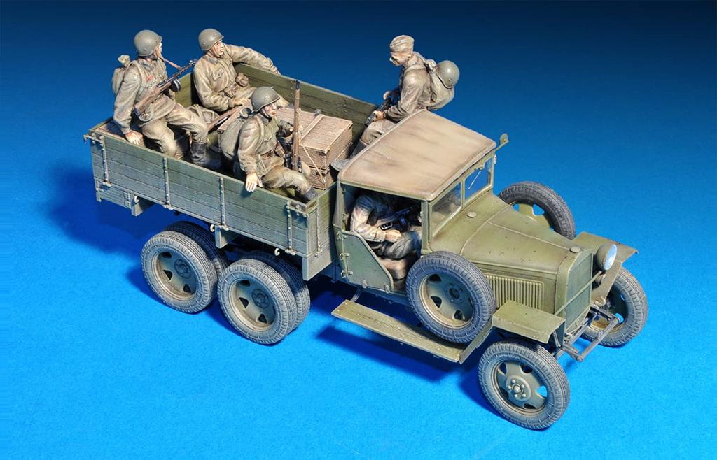 MiniArt 1941 Soviet Cargo Truck Plastic Model 1/35 GAZ-AAA