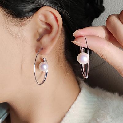 French Light Luxury High Sense Simple Horse Bead Earrings Femininity Niche Design Sense Fashionable Retro Earrings