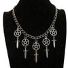 Trendige Gothic Silber Farbe Ausgeschnittenes Fünfzackiger Stern Symbol Kreuzschwert Multi-Anhänger Quaste Halskette für Frauen Schmuck