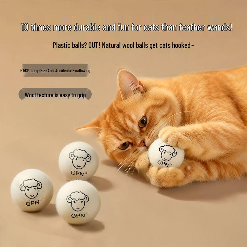 Silent Kitten Trainer: Plush Wool Ball for Pet Training and Energy Use