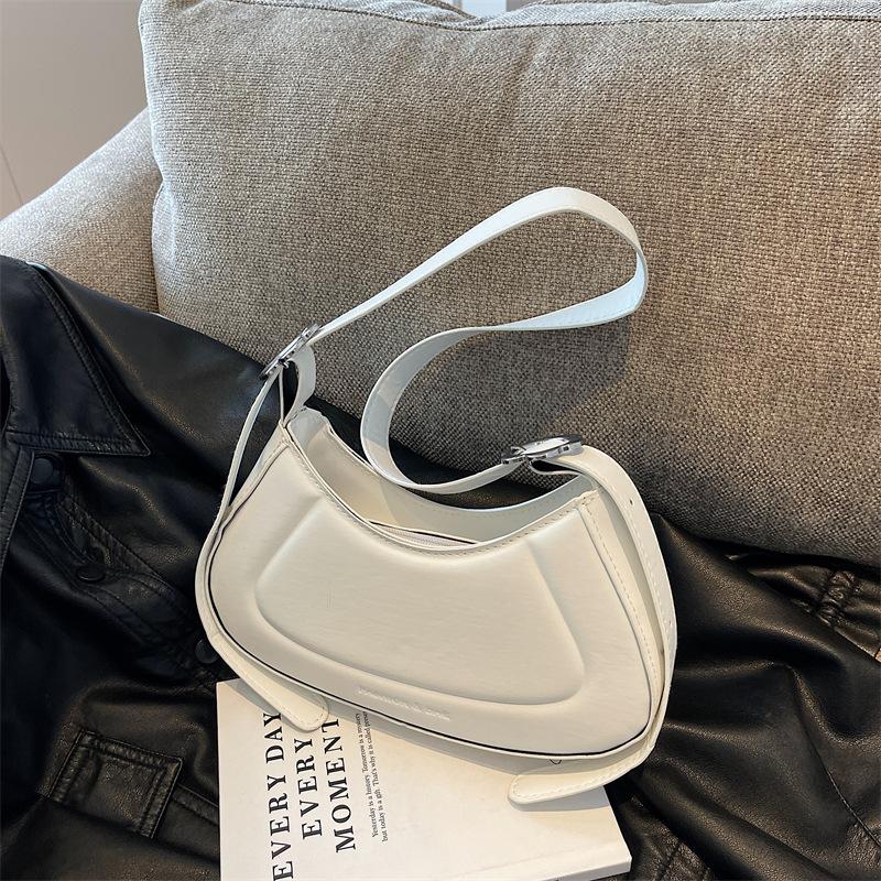 

Маленькая женская сумка 2024 года, летняя новая модная женская сумка через плечо, простая повседневная сумка-мессенджер в иностранном стиле, маленькая квадратная сумка