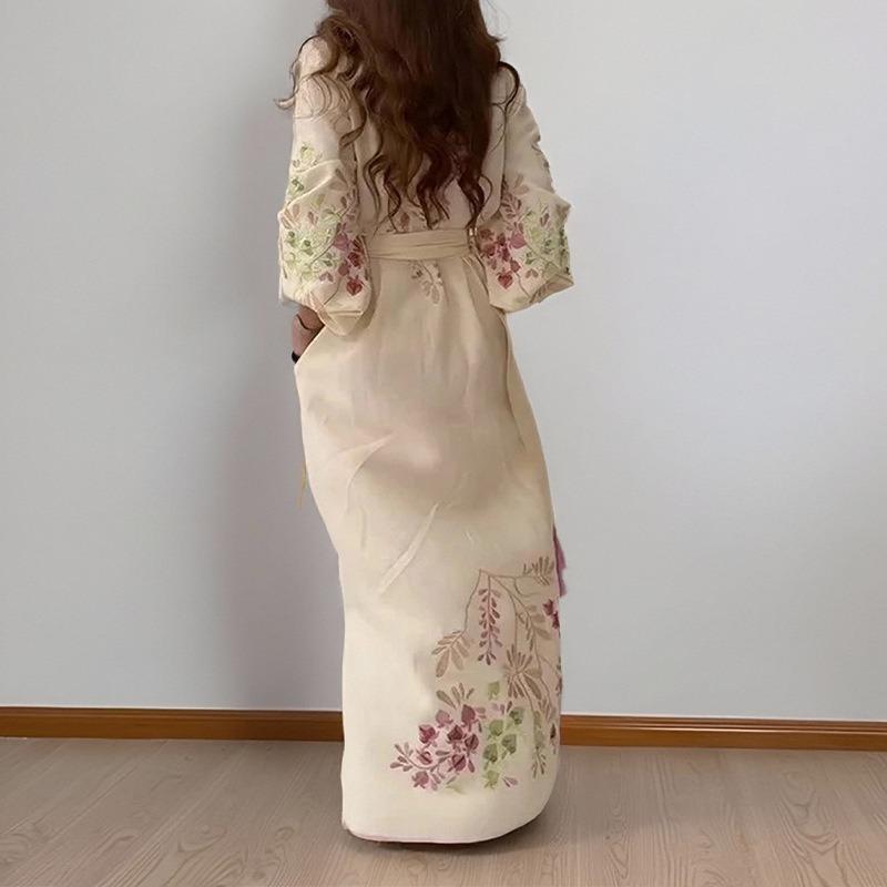 Women Vintage Palace V-neck Long Sleeved Printed Pendant Dress