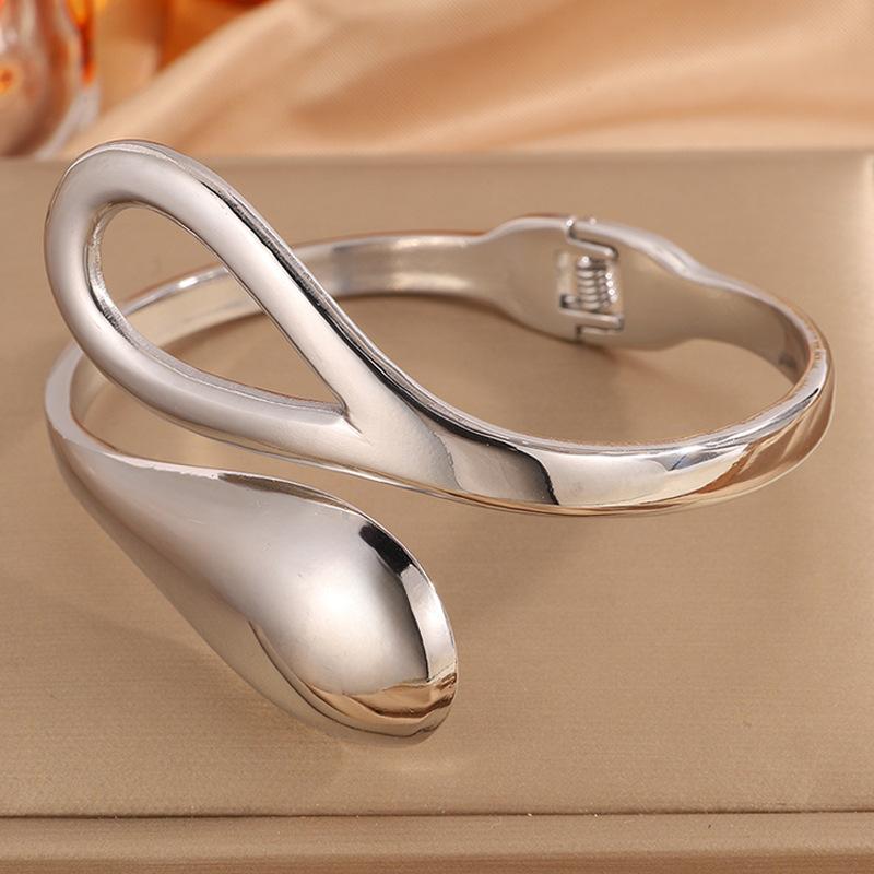Exquisite Simple Design Open Hollow Hug Women's Elastic Cross Jewelry Bracelet
