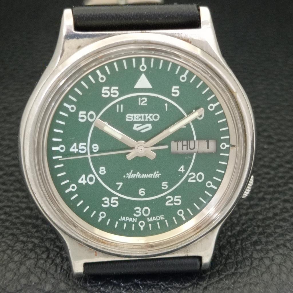 AUTOMATIC 7009A VINTAGE SEIKO 5 JAPAN MENS GREEN COLOR DIAL WATCH a701488-5 R206b-a701488