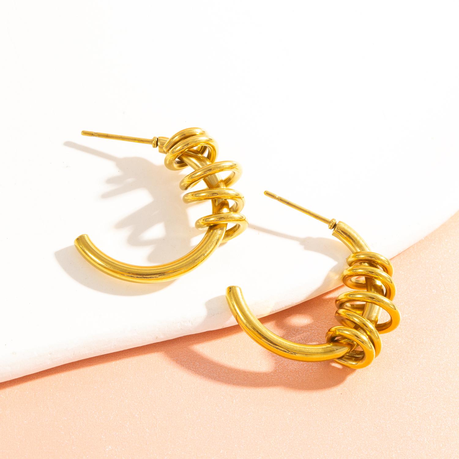 

Женские спиральные полукольца-серьги - 18-каратное золотое покрытие, гипоаллергенная нержавеющая сталь, удобная посадка, легкие украшения для ушей золотистый