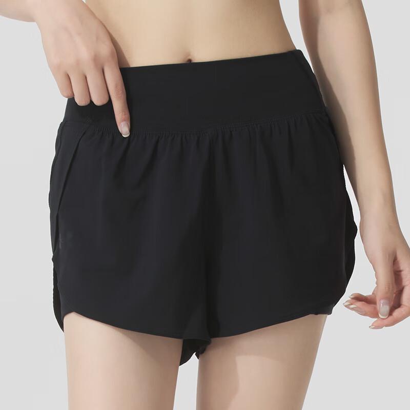 Женские спортивные шорты Under Armour S