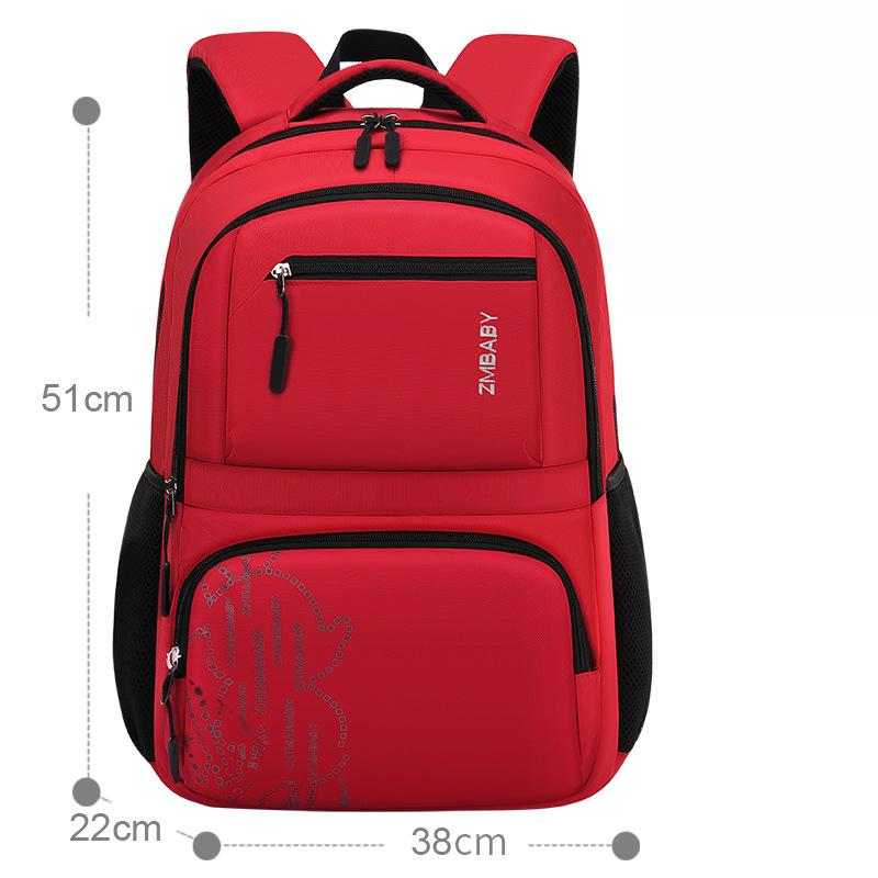 A Lightweight and Casual Children's Schoolbag for Primary School Students with Multiple Compartments