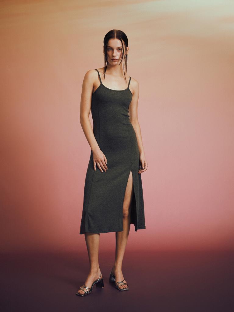 Renezmia Slit-Point Dress _ Charcoal