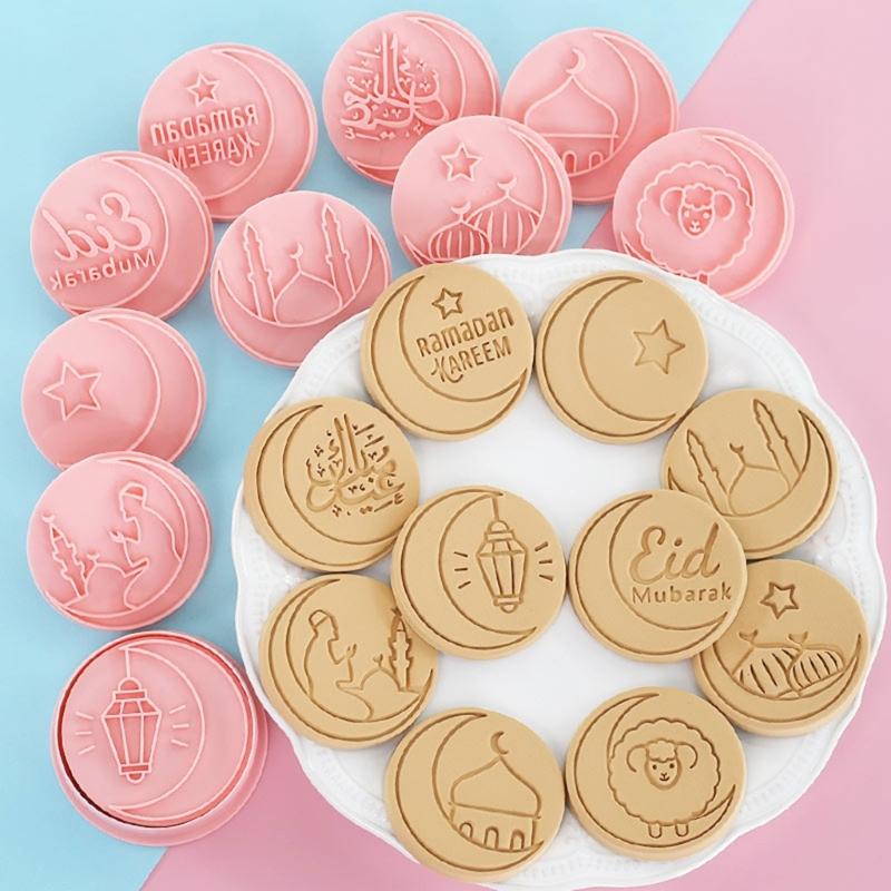 10Pcs Round Castle Moon Pattern Cookie Cutters Set Cartoon Pressable Biscuits Mold Plastic Cookie Stamps Baking Tool