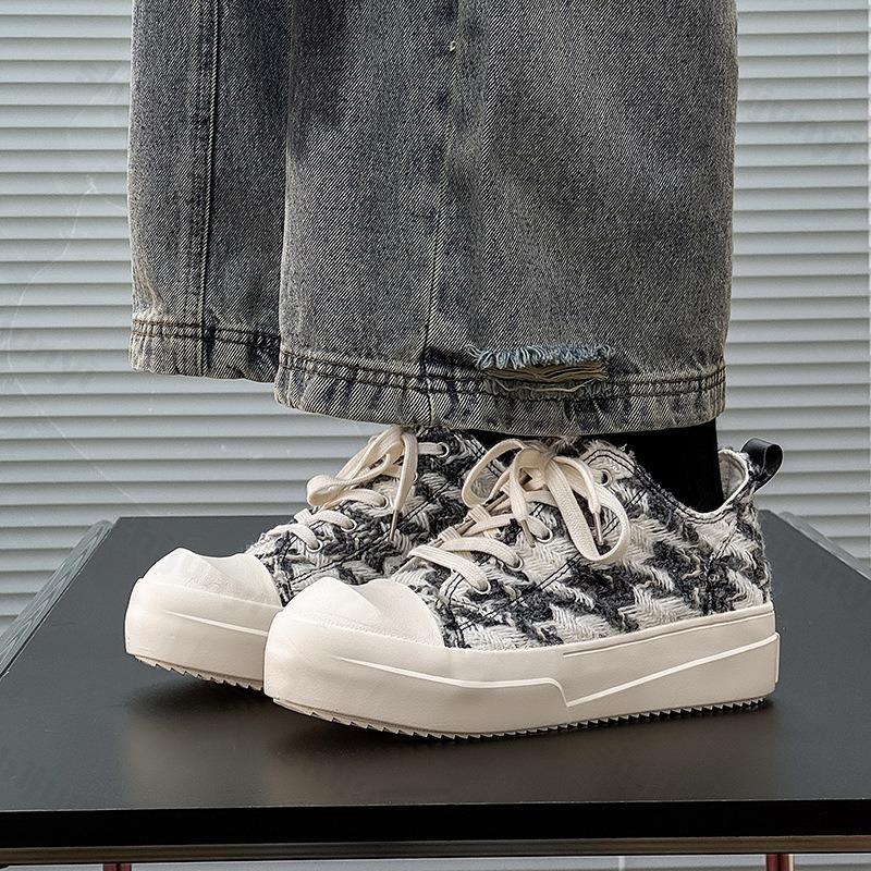 Fashion 2025 New Low Cut Canvas Casual Shoes Sports Fashion Trend Men's Shoes Niche Design Thick Soled Height Increasing Chunky sneakers