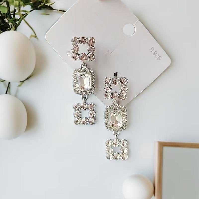 Геометрические серьги с бриллиантами и кисточками – Элегантные корейские ювелирные изделия класса люкс для женщин.