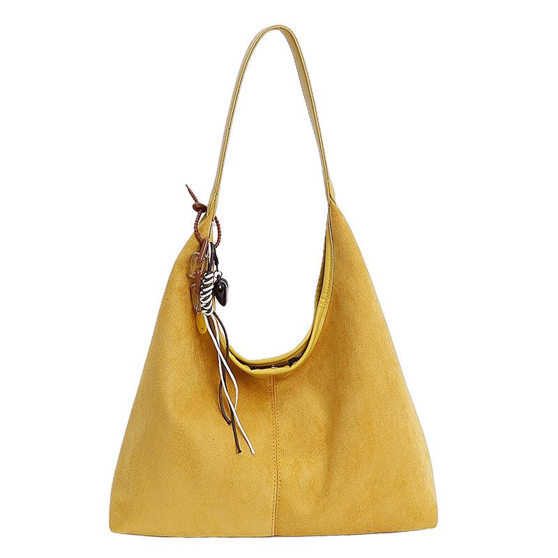 

Suede bag women s 2025 new trendy and popular solid color shoulder bag casual large-capacity commuter tote bag