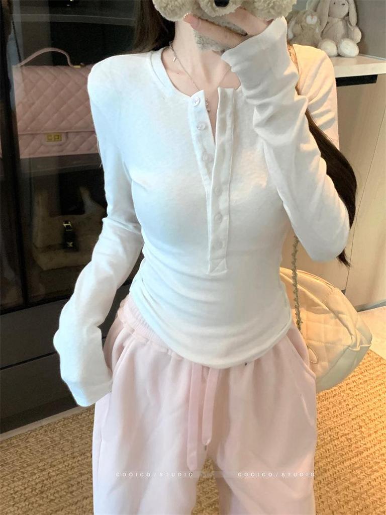 Schlankes Pullover-T-Shirt im koreanischen Stil mit Henry-Kragen und langen Ärmeln für Damen - Vielseitiges Basic-Shirt für Herbst und Winter