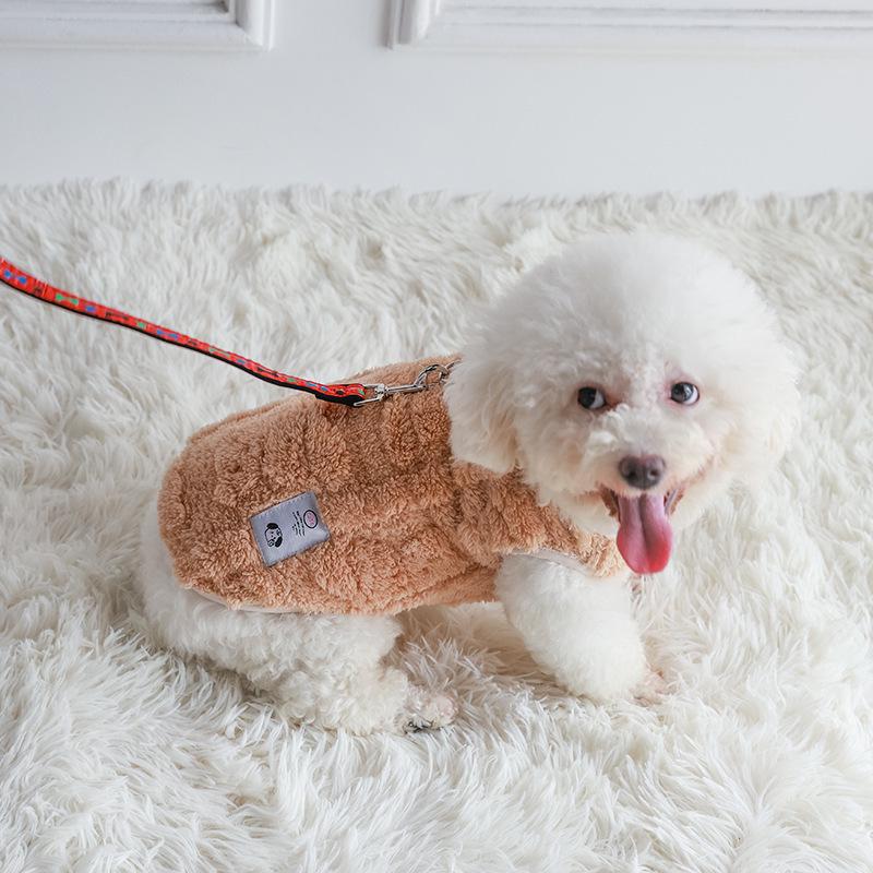 Pet Apparel: Autumn/Winter Fleece Clothes for Dogs & Cats with Traction Buckle.