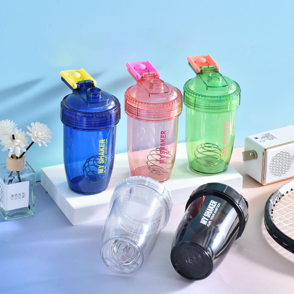 Water bottle student sports fitness protein powder water cup 100ml milkshake cup high value plastic shaking cup kettle