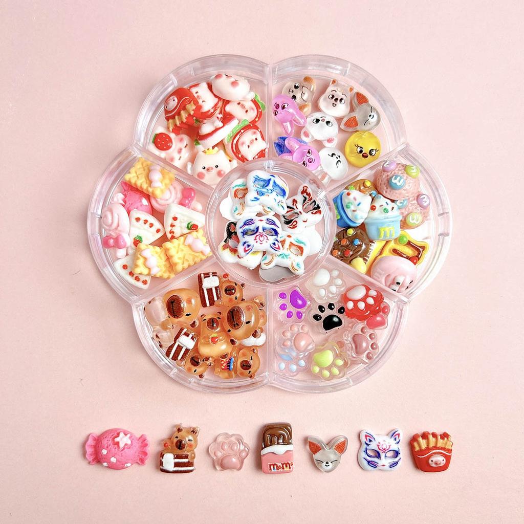 1Box Mixed Cute Simulated Dessert Candy Butterfly Nail Art Decorations 3D Resin Cartoon Cat Fish Bear Nail Charms Supplies