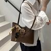 Solid Color Popular Trend Tote Bag Summer New Large Capacity Atmospheric Texture Versatile Shoulder Armpit Bag Women