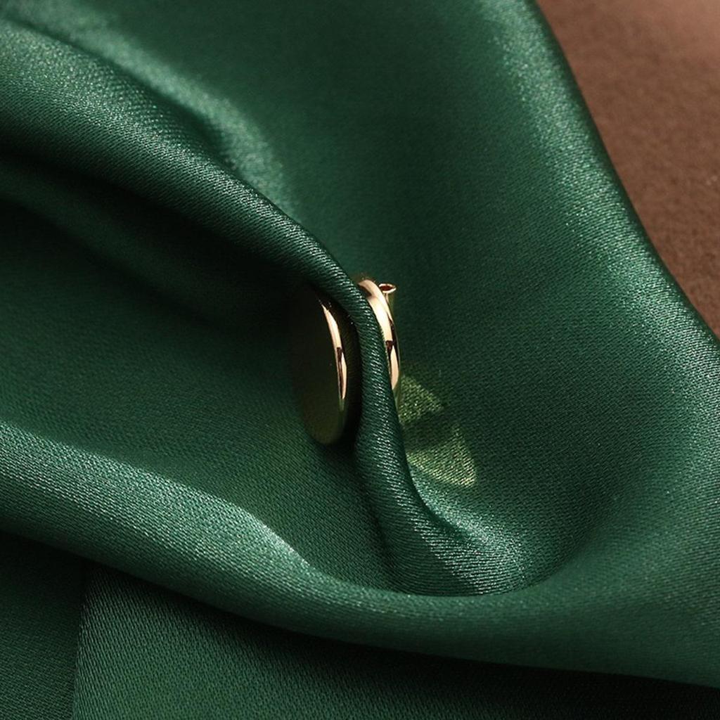 High-Quality Magnetic Brooch Converter: Double-Sided, Strong, No-Punch Design, Safe On Clothes, Perfect for Wedding Badges & Corsages