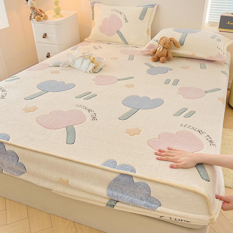 Milk fleece mattress winter thickened Simmons bedspread protective cover fleece non-slip