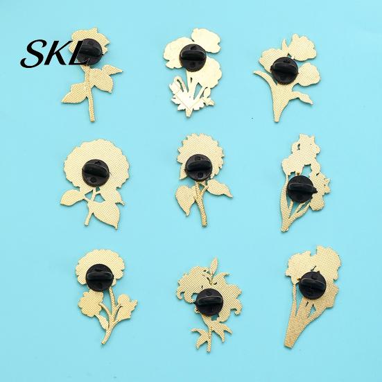 Decorative Clothing Pin Brooch Pin, Enamel Flower Design with Smooth Edges, Artistic Lightweight Zinc Alloy Badge for Jackets Scarves Bags Gift Lapel