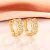 Huitan Goldfarbene Herz-Creolen Vollständig mit funkelnden CZ gepflastert Zarte Exquisite Damen-Ohrringe Braut Hochzeit Liebes-Schmuck