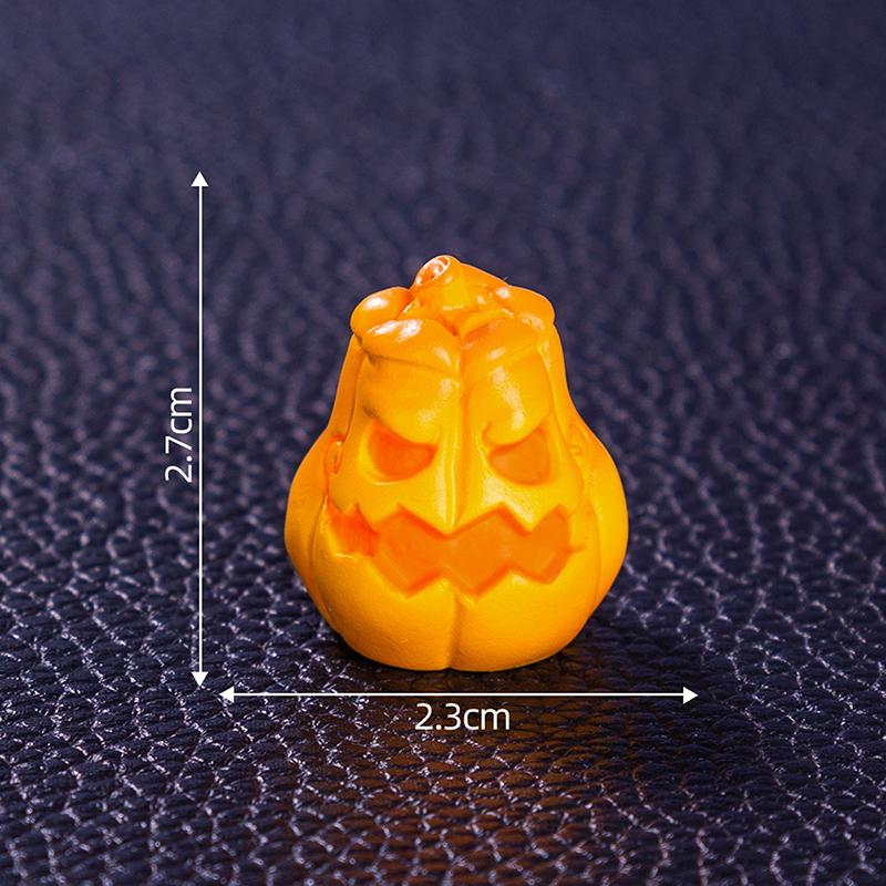 1PC Mini Halloween Ornament Cartoon Pumpkin Ghost Figurine Car Interior Home Desktop Decoration