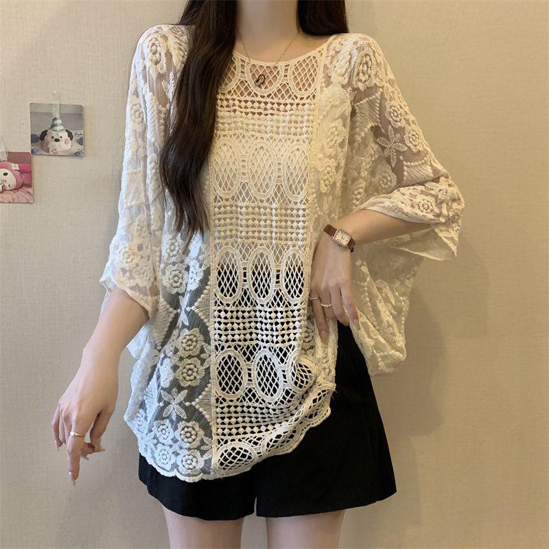 

European Plus size Chubby Girl Embroidered Hollow Bat Sleeve Lace blouse Loose Outdoor Sun Protection Casual Top M-4XL Apricot 3XL(Large size)