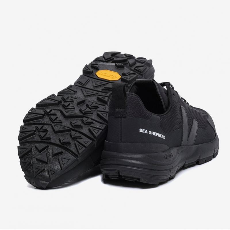 Veja Unisex Trekking Shoes Svju221ds01 864