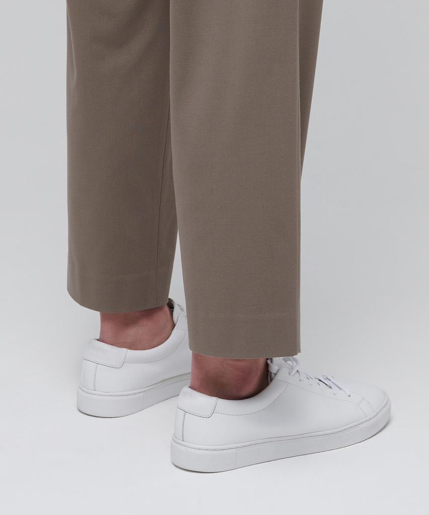 Musinsa Standard Lightweight Wide Drawstring Banded Crop Slacks [Dusty Beige]