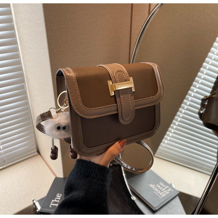 2023 Winter New Bag Female Trendy Fashion Shoulder Bag Casual Niche Small Square Bag Korean Personality Diagonal Cross Bag