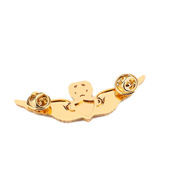 2. světová válka vojenského velitelství USAF Pilot Kovový odznak s křídly Zlatá pěticípá hvězda na oděvy