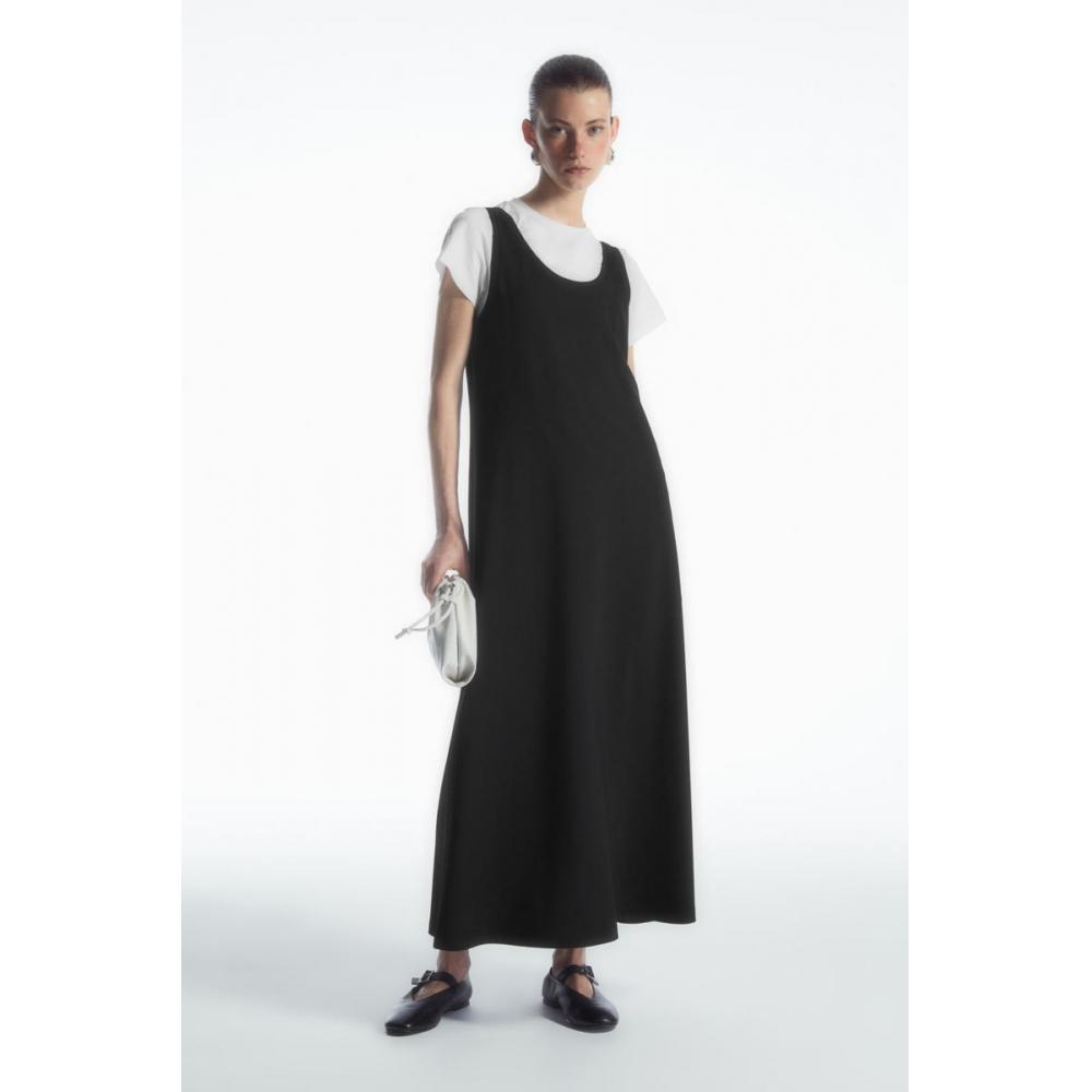 

Платье миди из джерси COS Japan с овальным вырезом Black/XS