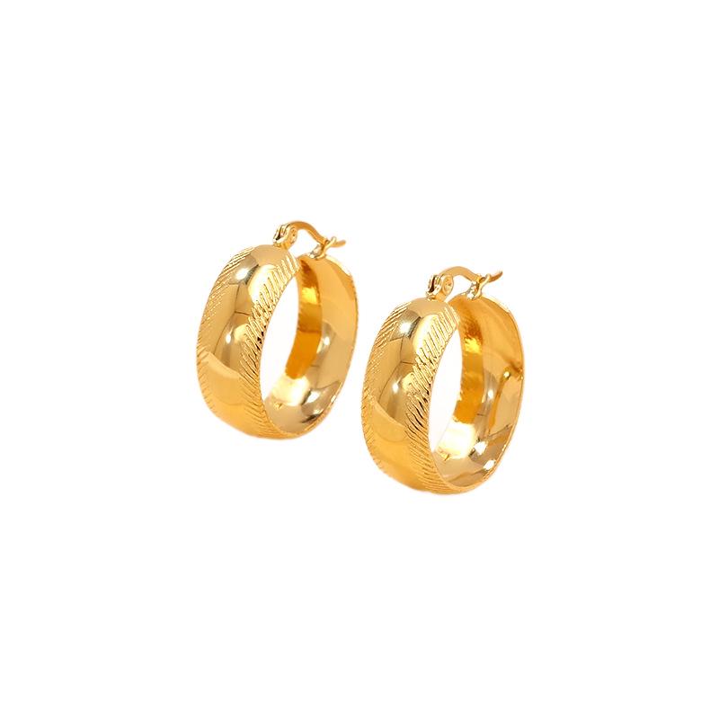 18K Gold Plated Titanium Steel Earrings for Women: High-End Luxury European & American Style Ear Cuffs
