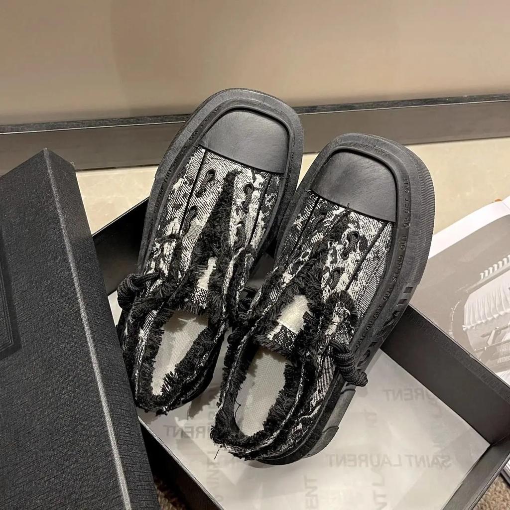 Trends 2024 Korean Canvas Shoes for Women Lace Up Woman Footwear Aesthetic Light Designer Luxury Daily Routine New In Deals A H