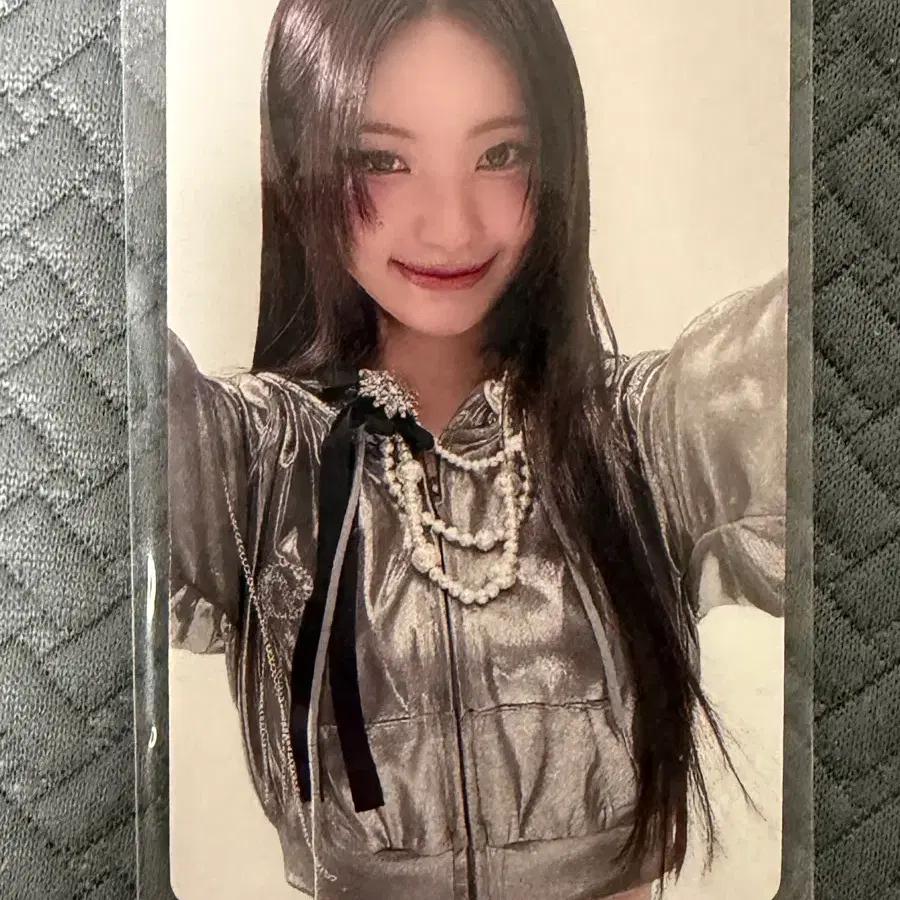 Lisenne One Glow Up Music Show Photocard For Sale
