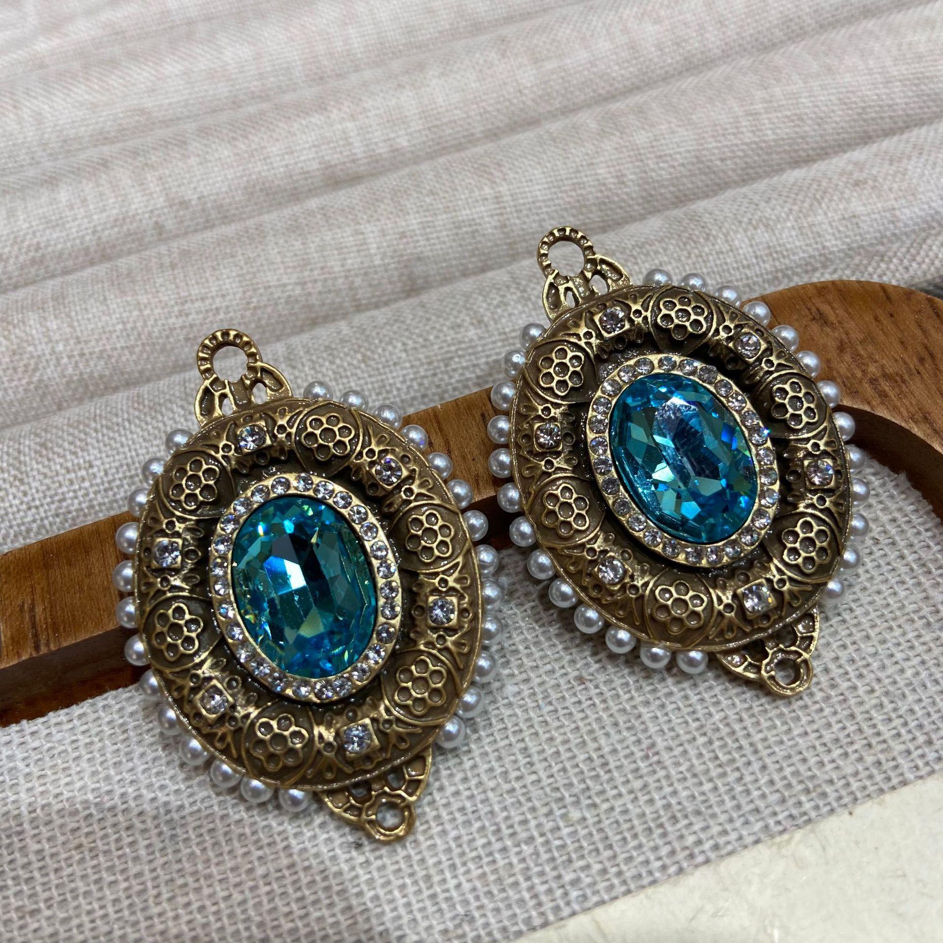 

2026 Retro Old Oval Blue Green Stud Earrings Fashionable Simple Earrings