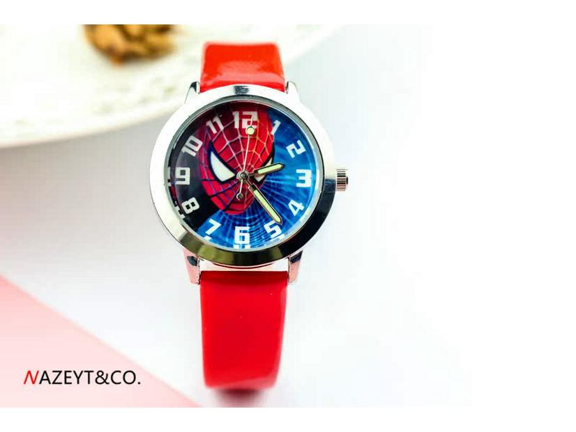 

Детские мультяшные кварцевые часы «Человек-паук» со светящимися стрелками и кожаным ремешком красный