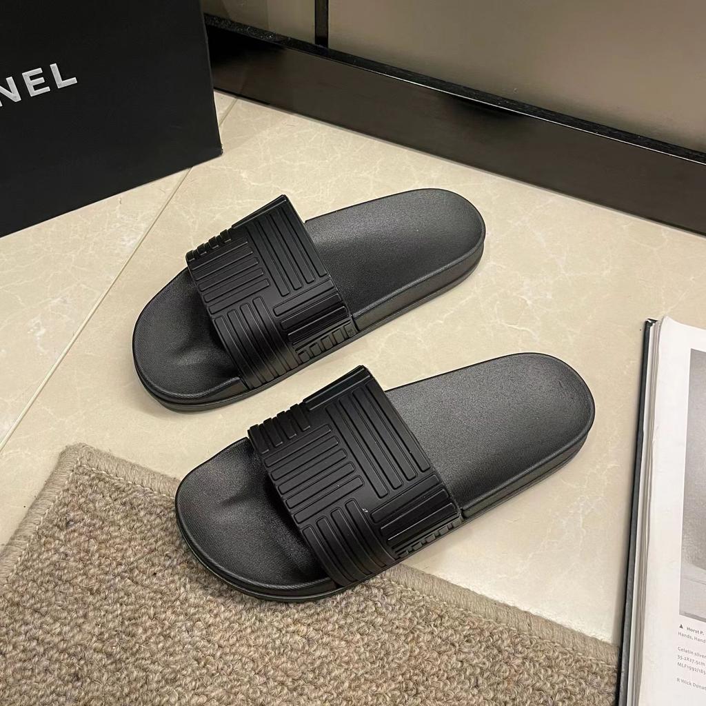 Classic PVC Three-bar Summer Casual Cool Slippers Versatile Trendy Men Handsome T Outside Wearing Cool Slippers Beach Shoes