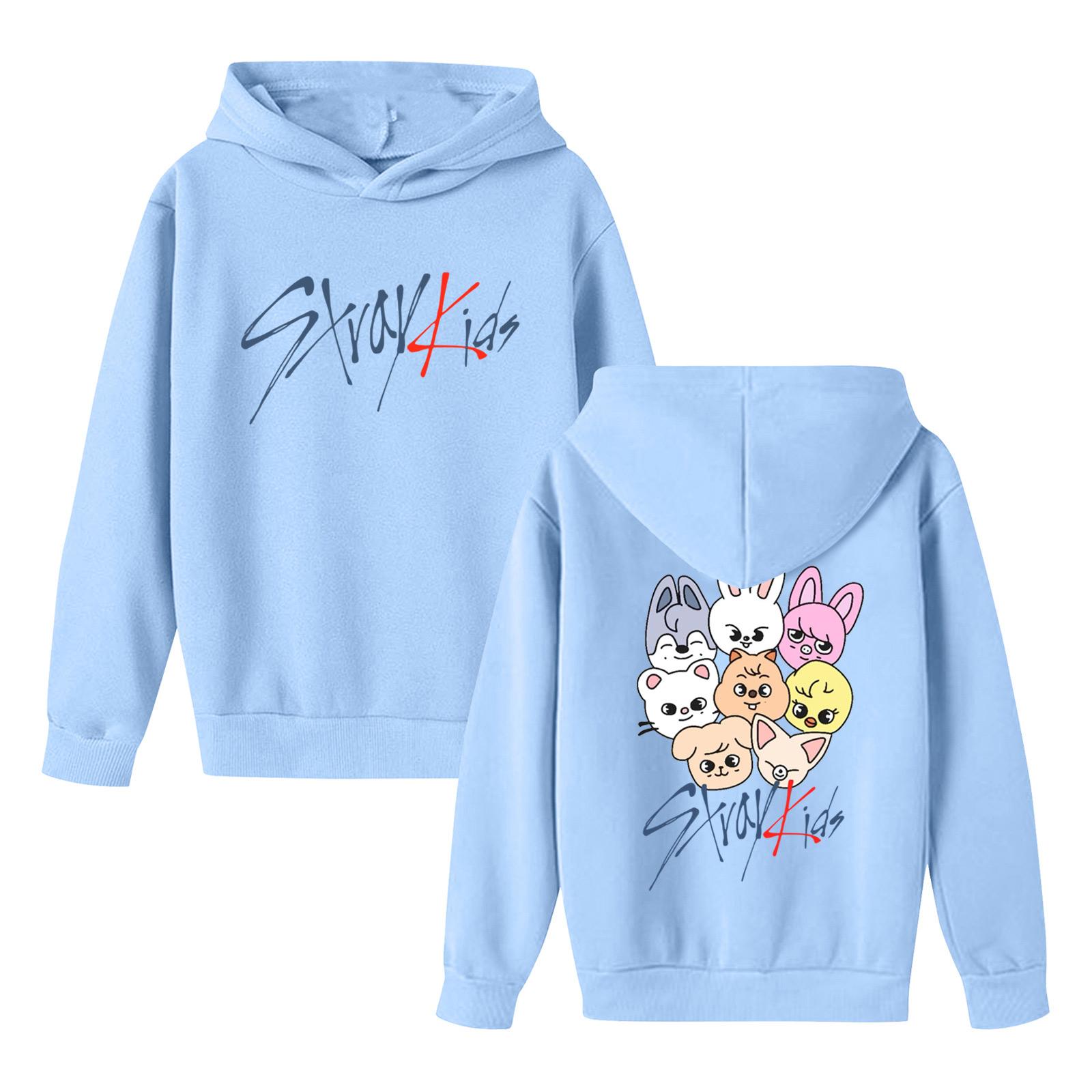 

Дитячий пуловер вільного крою з довгим рукавом, з капюшоном на шнурку та принтом літер 140