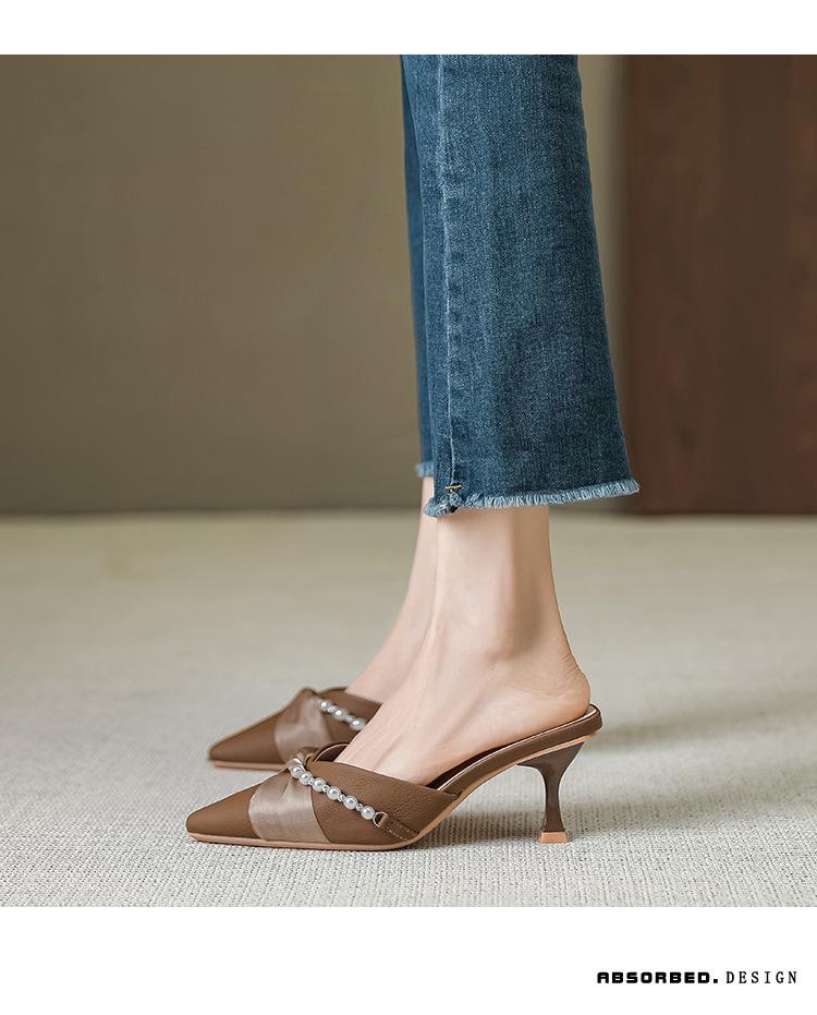 Huiliya Baotou Pointed Toe Women's Pearl Chunky Heel Mules 912-D86