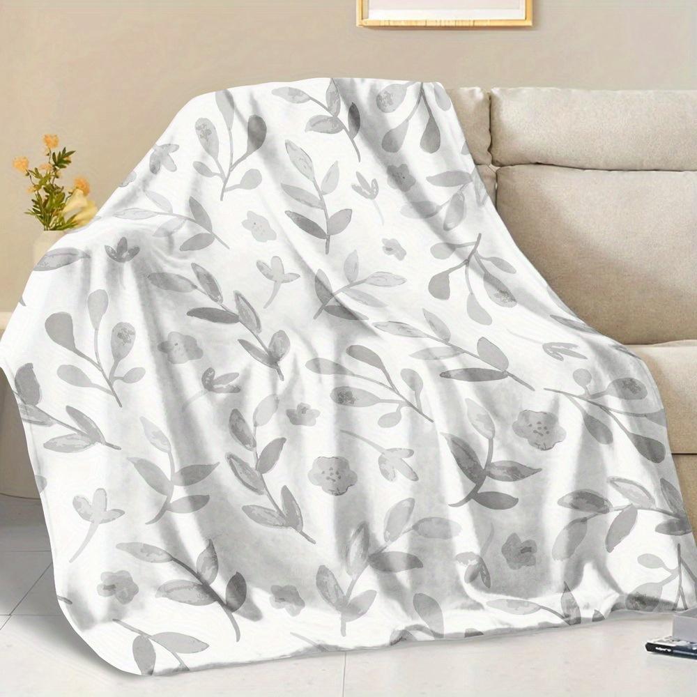 1pc Leaf Pattern Printed Blanket, Polyester Fabric, Machine Washable, Suitable for Sofa, Bed, Camping and Travel