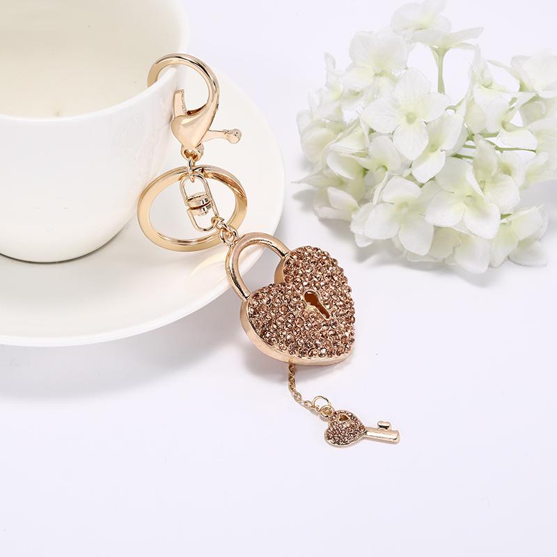 Sparkling Crystal Love Lock Key Chain Women's Luxury Handbag Pendant Souvenir Gift for Friends