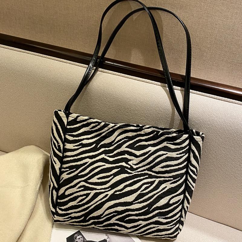 IELGY Women s fashion Casual Versatile One Shoulder Messenger Tote Bag