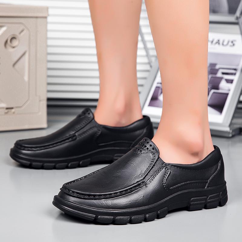 Fashion Hotel Kitchen Non-slip Oil-resistant Chef's Shoes Casual Flat Work Safe Men's Shoes Breathable Comfortable Slip on Plus Size 48