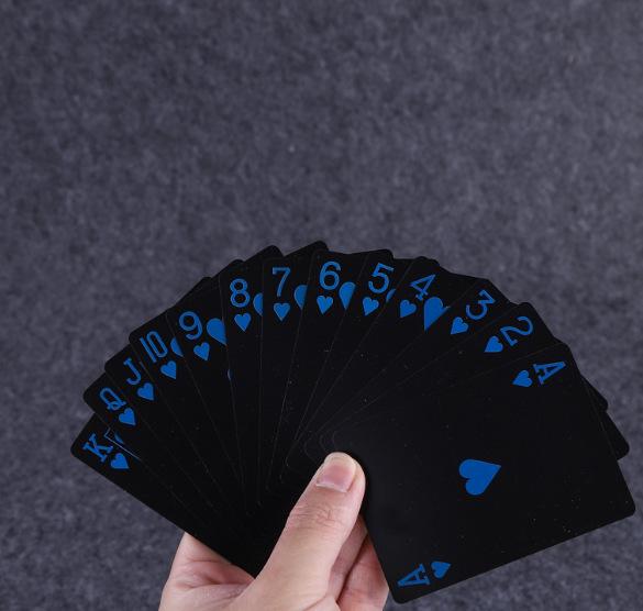 

Creative Black Waterproof Gold Foil Plastic Playing Cards - Custom Logo for Advertising or Poker Game