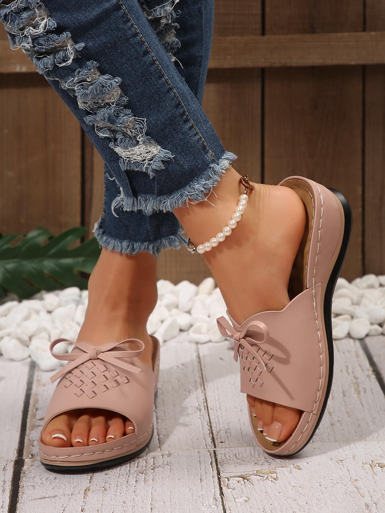 

Large size solid color new retro sewing drag slope heel sandals round head hollow 43