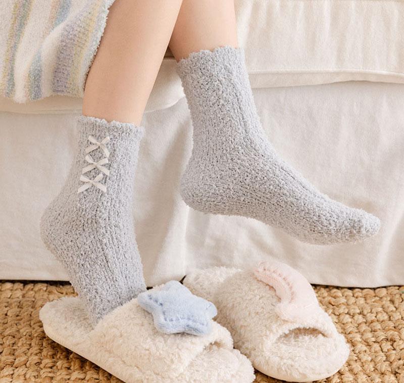 College Style Thicken Coral Fleece Cat Paw Calf Socks For Women Autumn Winter Warm Long Tube Socks Home Sleeping Floor Socks